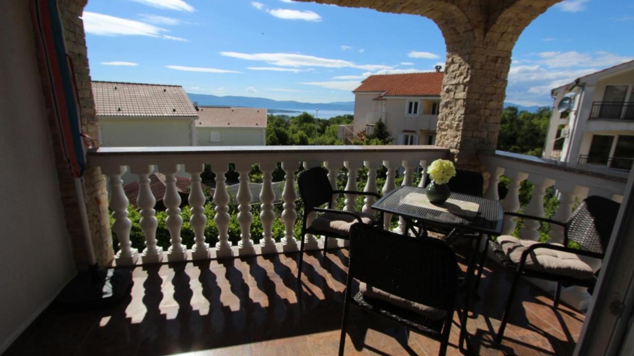 Apartments Jela Sveti Vid-Miholjice Екстер'єр фото