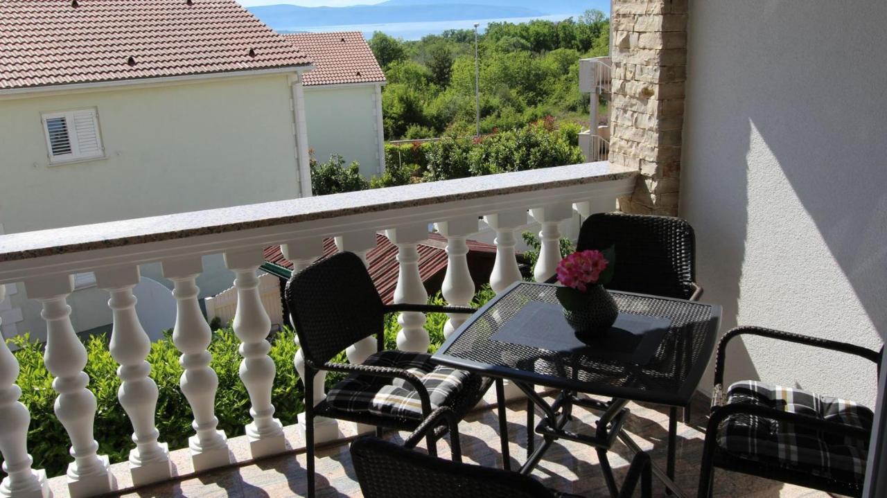 Apartments Jela Sveti Vid-Miholjice Екстер'єр фото
