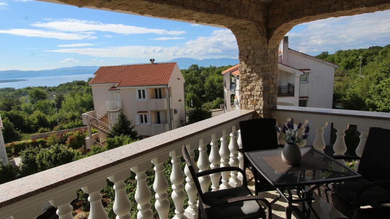Apartments Jela Sveti Vid-Miholjice Екстер'єр фото