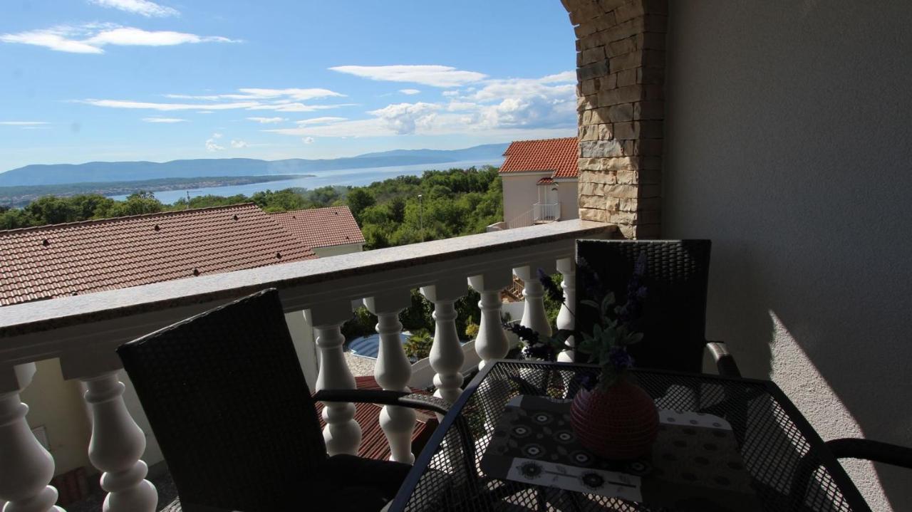 Apartments Jela Sveti Vid-Miholjice Екстер'єр фото