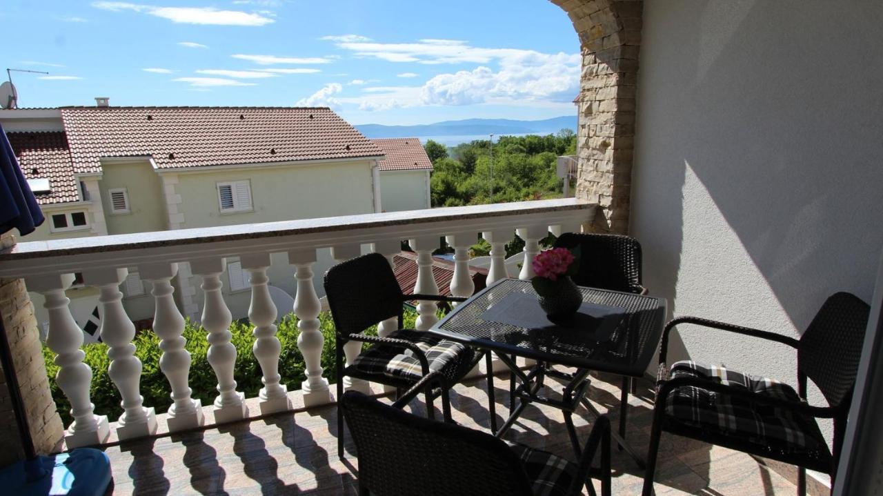 Apartments Jela Sveti Vid-Miholjice Екстер'єр фото